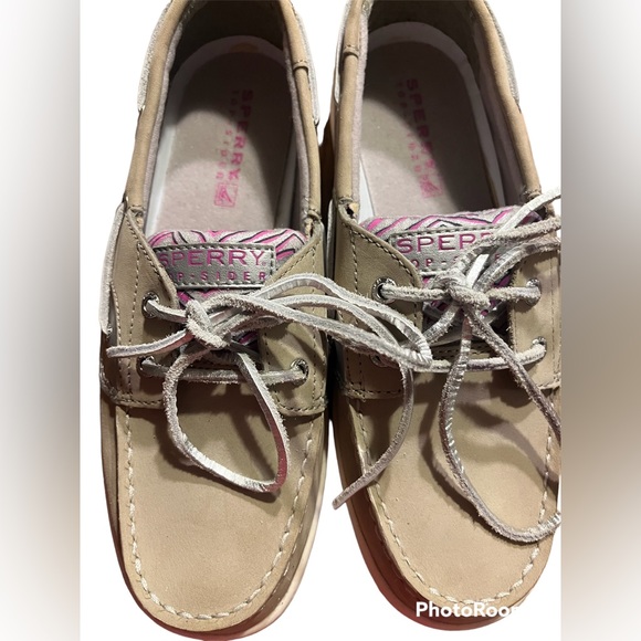 SPERRY TOP SLIDERS. Gray with pink and silver.  Size 5M. - Picture 2 of 5
